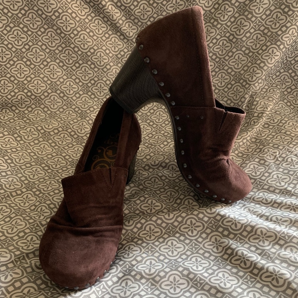 DANSKO women’s clogs